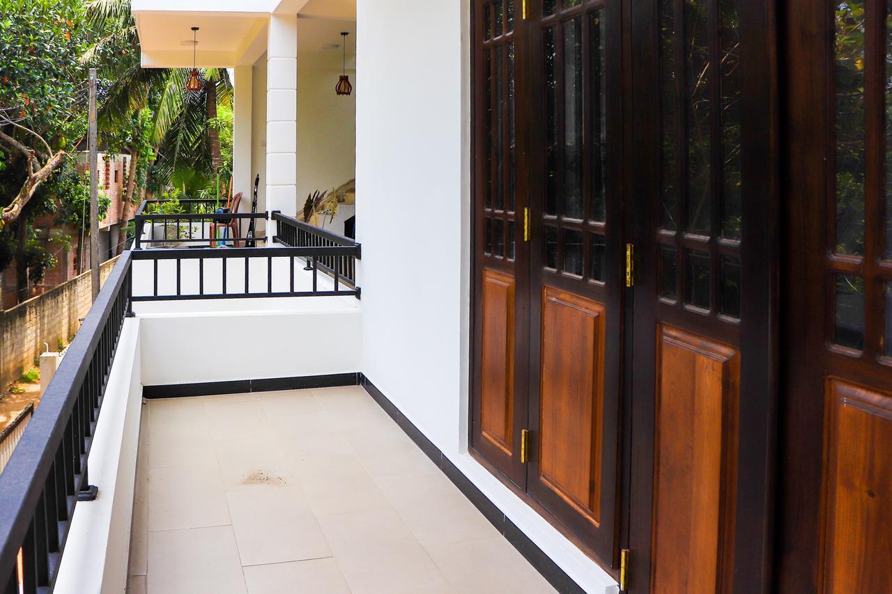 Welcome Inn Mirissa Bagian luar foto