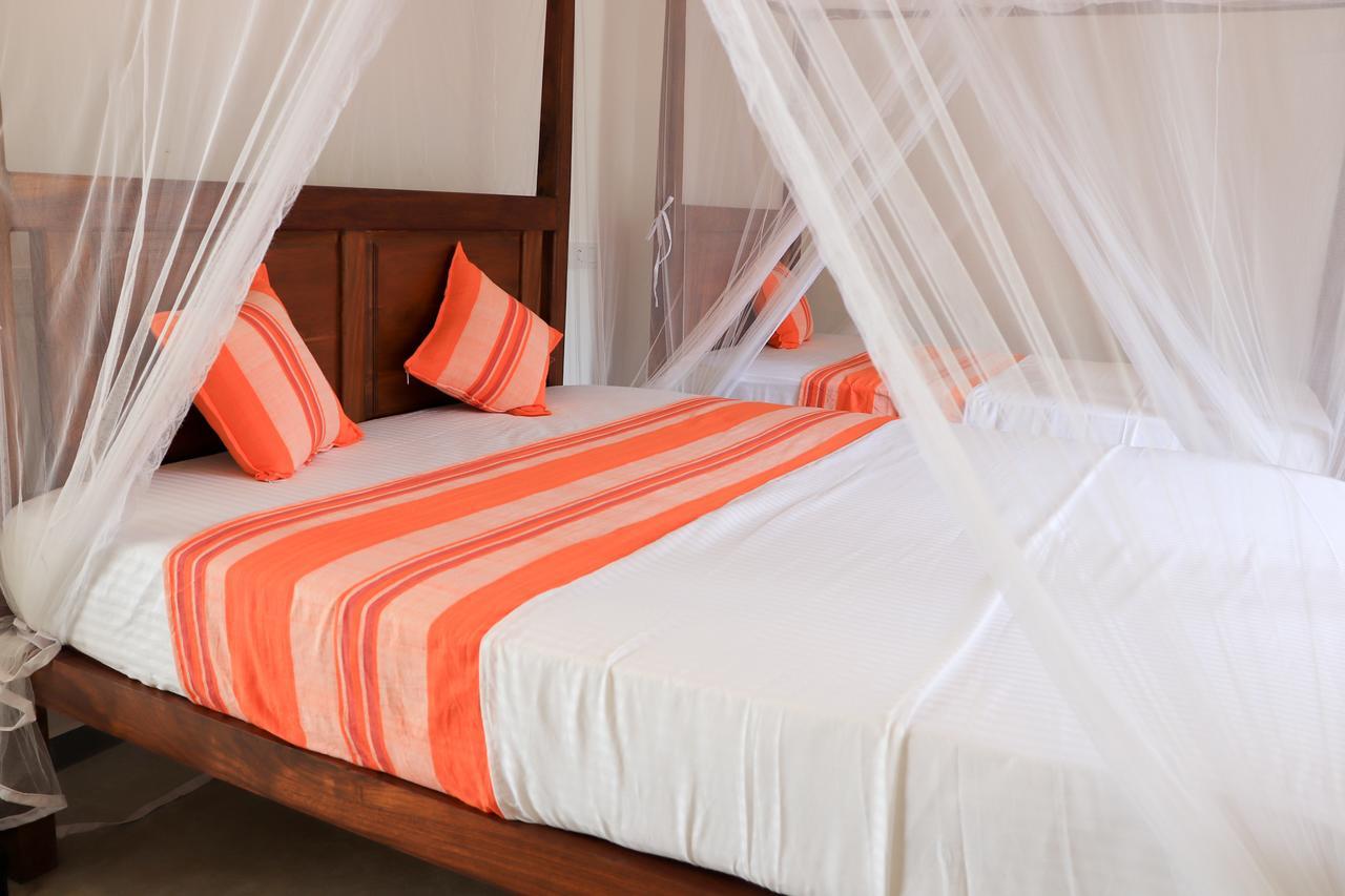Welcome Inn Mirissa Bagian luar foto