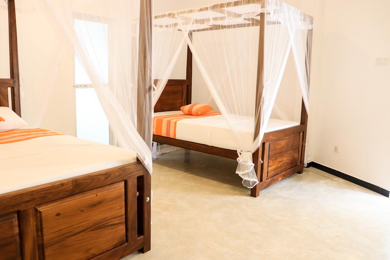 Welcome Inn Mirissa Bagian luar foto